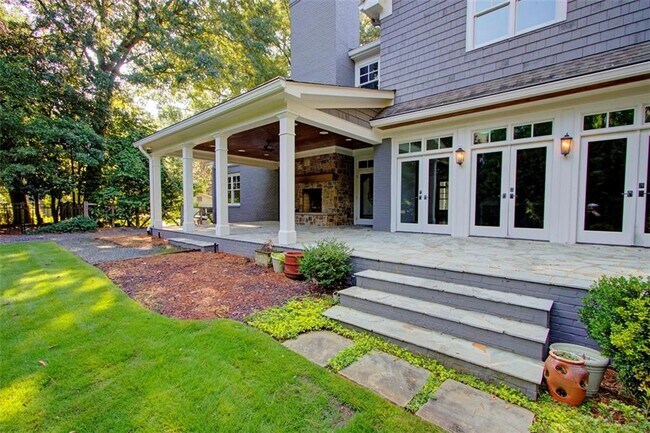 Building Photo - 1178 Chambord Way NE