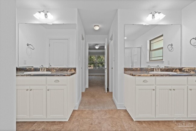 Building Photo - 5810 Red Cedar St
