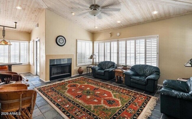 Building Photo - 6885 E Cochise Rd