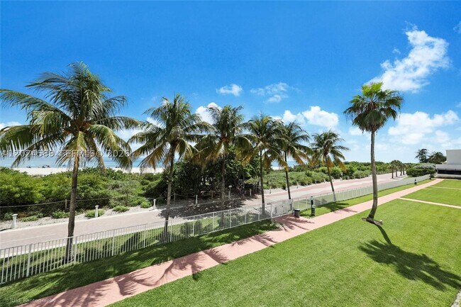 Building Photo - 5601 Collins Ave