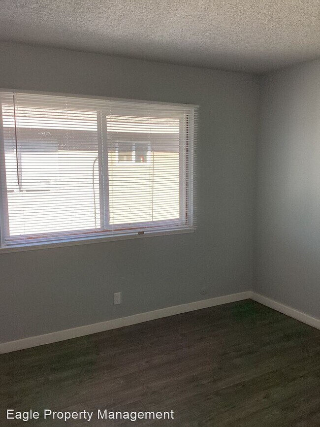 Building Photo - 2 br, 1 bath House - 4440 Calandria Street #3