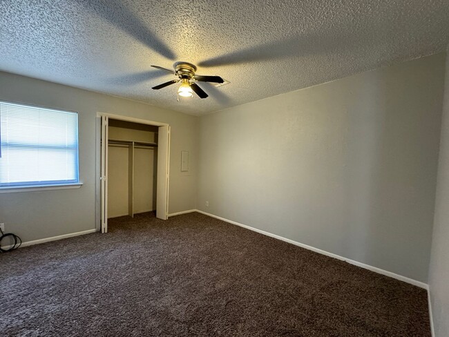 Building Photo - 7007 SW Green Terrace Blvd
