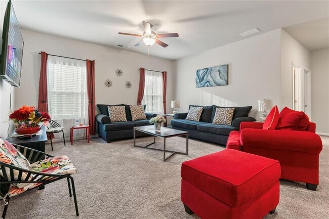 Building Photo - 3531 Meadow Grass Dr