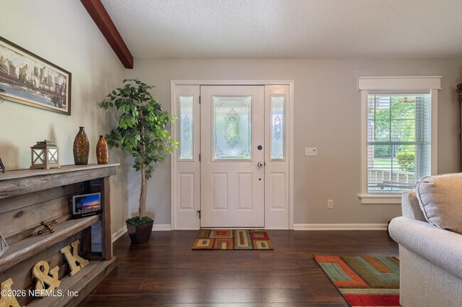 Building Photo - 4610 Saddlehorn Trail