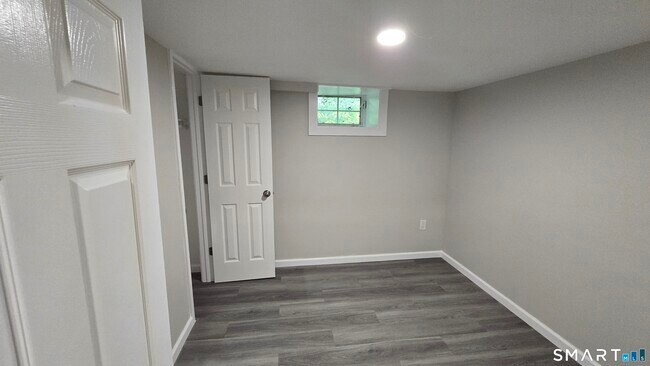 Building Photo - 1514 Pembroke St
