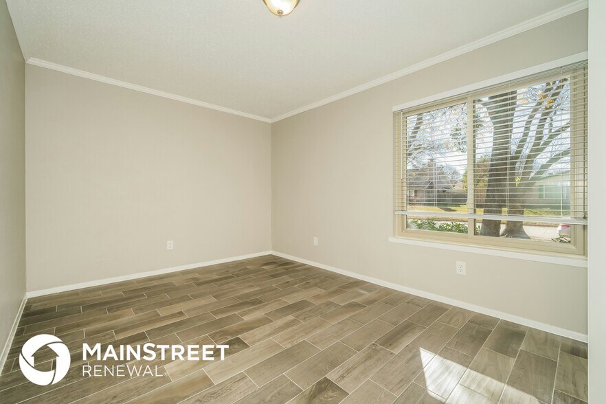 Building Photo - 637 Buffalo Bend