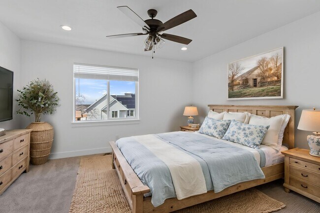 Building Photo - Upscale 3 Bedroom 2.5 Bath with Luxury Amenities in Richmond, Utah