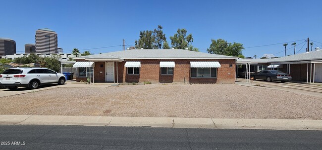 Primary Photo - 340 E Virginia Cir