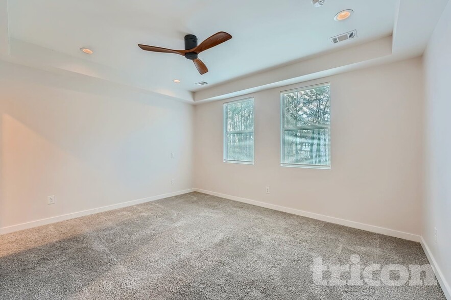 Building Photo - 2841 Clifton Church Rd SE