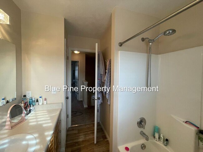 Building Photo - 577 Legacy Ln
