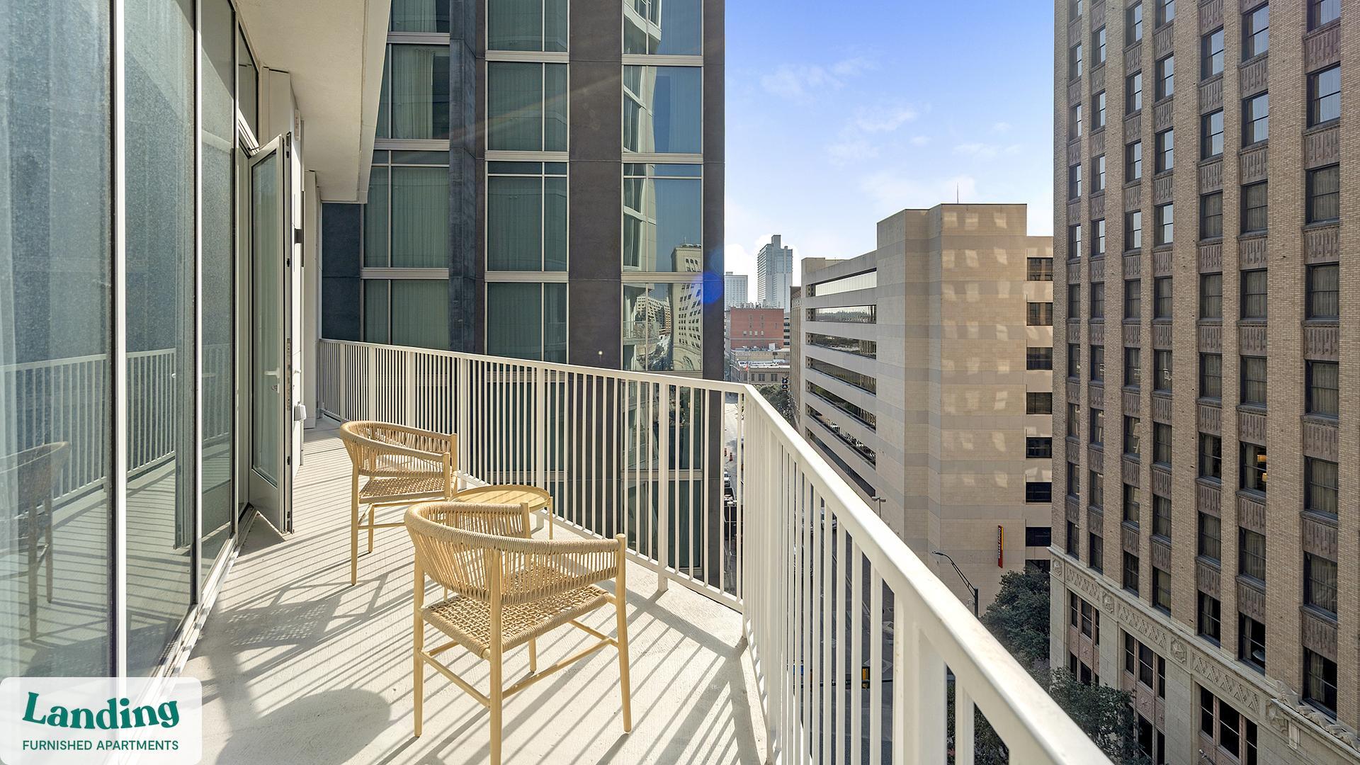 Building Photo - 143 E Commerce St