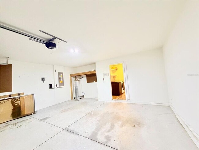 Building Photo - 30750 Temple Stand Ave