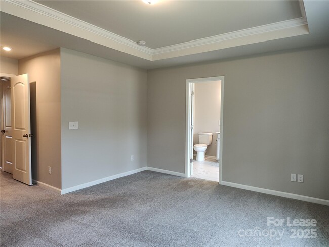 Building Photo - 8114 Overmeadow Ln
