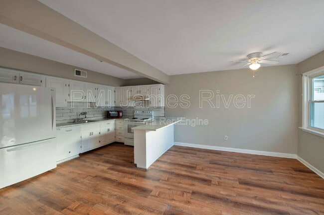 Building Photo - 6112 Keydet Ct