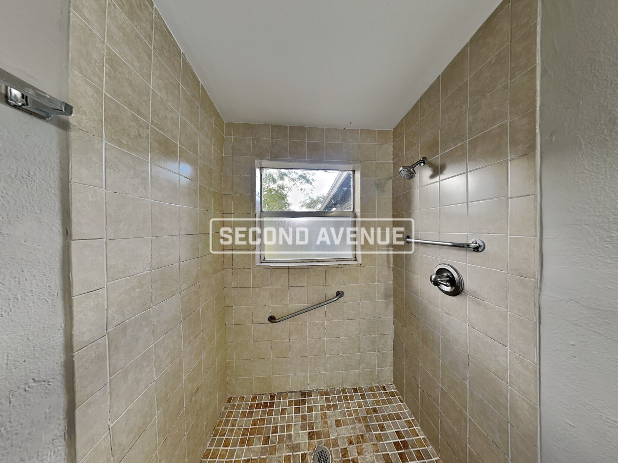 Building Photo - 4144 Katanga Dr N