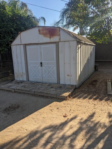 Building Photo - 3161 W Swift Ave