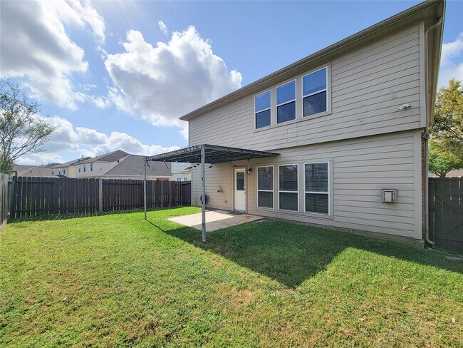 Building Photo - 19626 Hardwood Ridge Tr