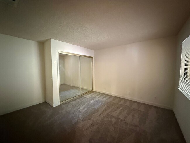 Building Photo - Orcutt Single Story Condo in The Gated Community of Creekridge Villas