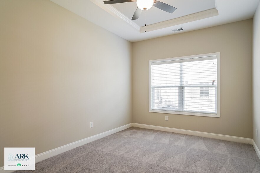 Building Photo - 3766 Summer Bay Trl