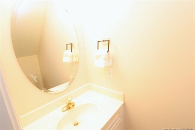 Building Photo - 5445 Brushy Meadows Dr