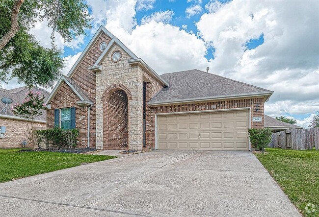 Building Photo - 621 Rocky Hollow Ln