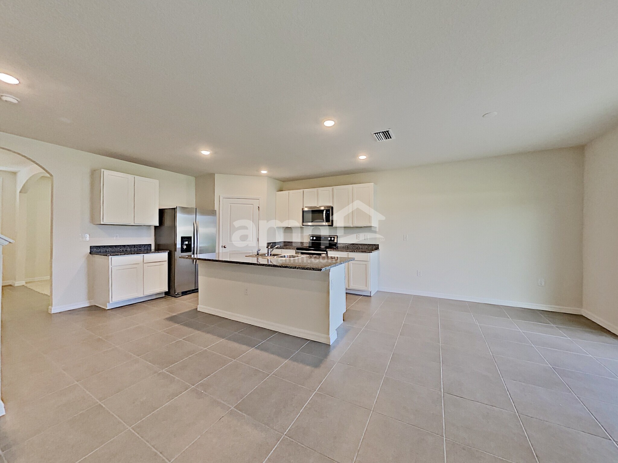 Building Photo - 2840 Greenleaf Ter