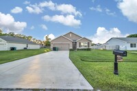 Building Photo - 2538 SE Rock Springs Dr