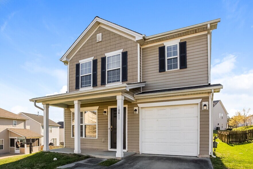 Building Photo - 10811 Carstairs St