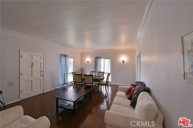 Building Photo - 9374 W Olympic Blvd