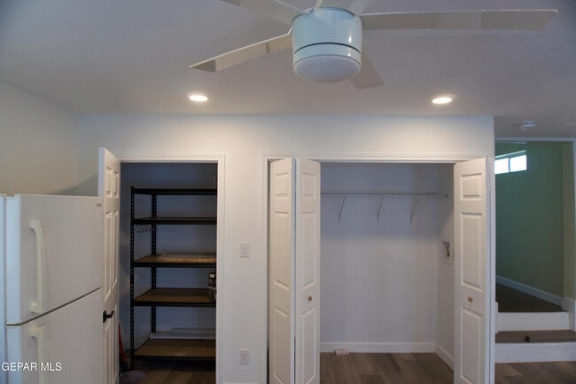 Building Photo - 9401 Pavo Ln
