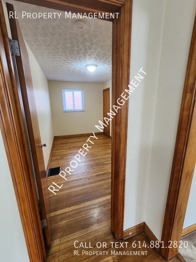 Building Photo - Cozy 3 bedroom 1 bathroom home in Whitehall