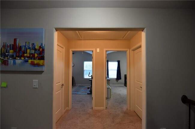 Building Photo - 1805 Kingsbridge Ct