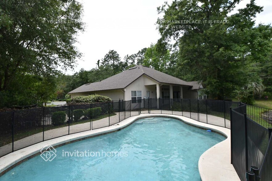 Building Photo - 893 Blackberry Ln