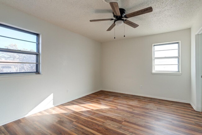 Building Photo - 5402 25th St