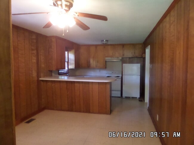 Building Photo - 4360 Cauble Rd