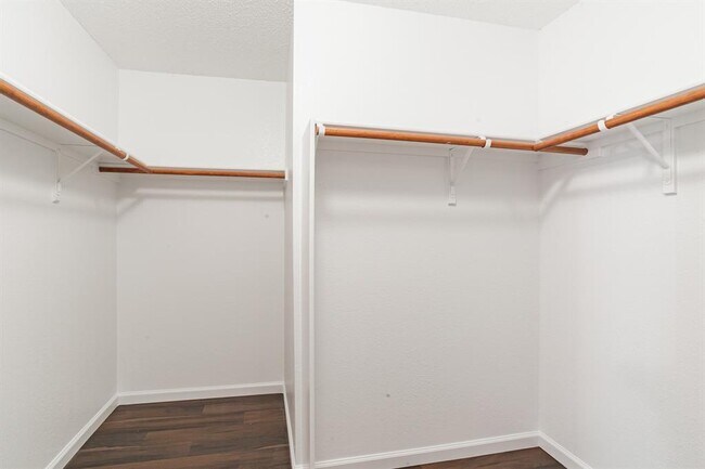 Building Photo - 3335 Lipizzan Dr