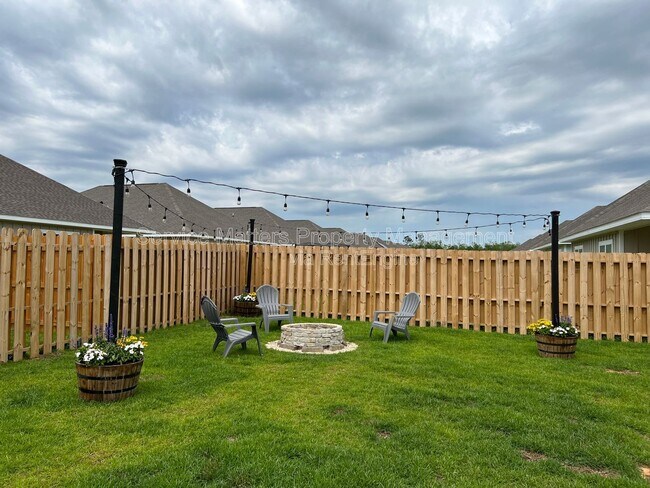 Building Photo - 4062 Blaney Ln