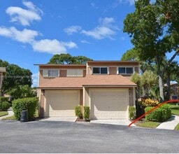 Building Photo - 381 Maplecrest Cir