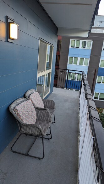 Building Photo - 701 Galer St