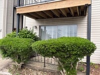 Building Photo - For Rent