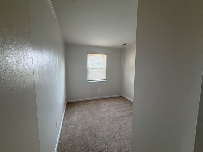 Building Photo - 4054 Hanson Oaks Dr