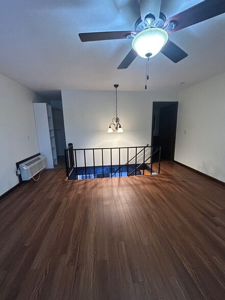 Bedroom - 5266 Grafton Rd