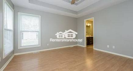Building Photo - 3 Bed / 2 Bath Home in Raymore!! Available...