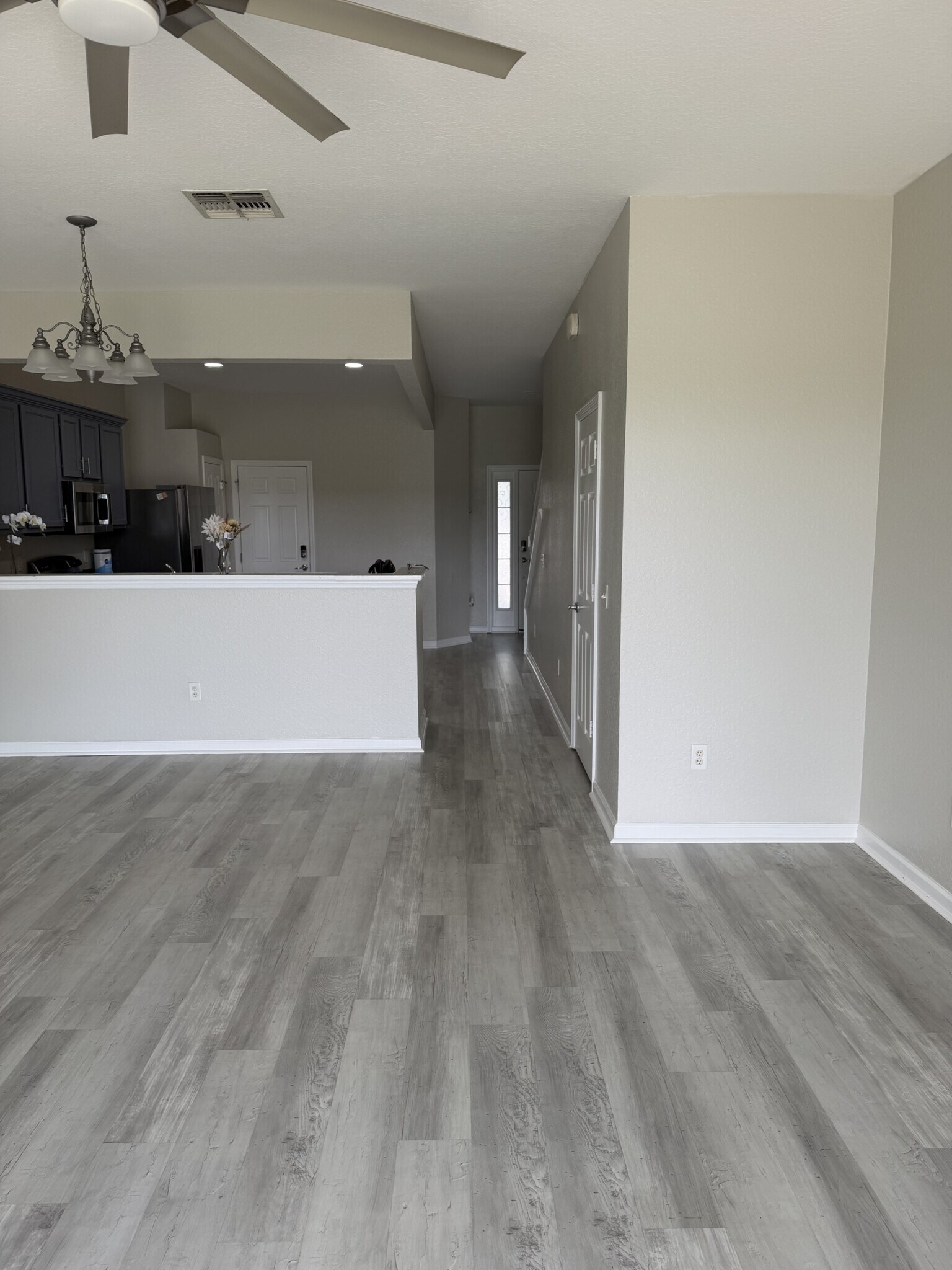 Building Photo - 4500 SW 52nd Cir