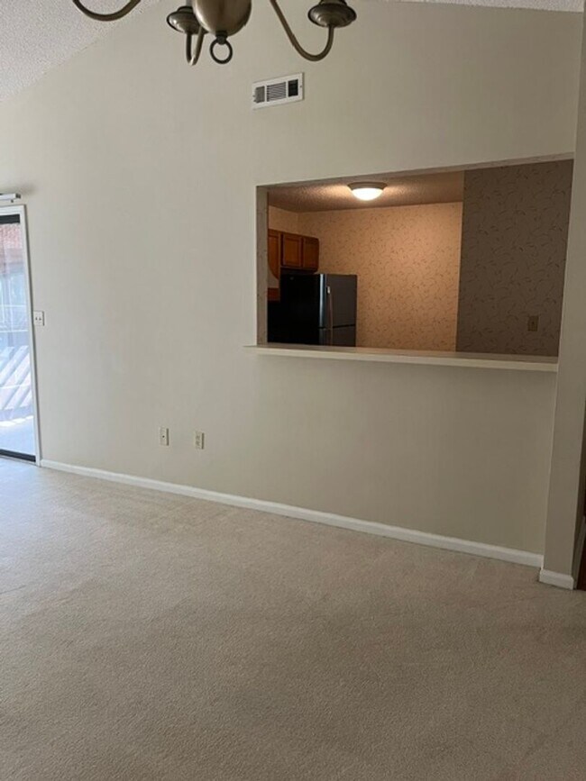 Building Photo - 906 Indian Wells Ct