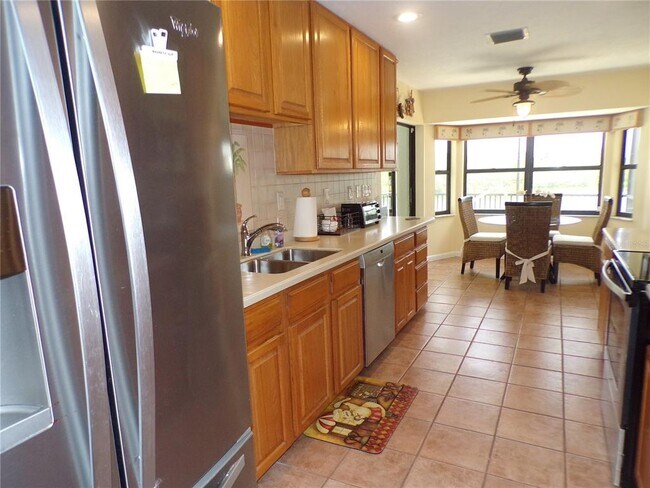 Building Photo - 1412 Grebe Ct