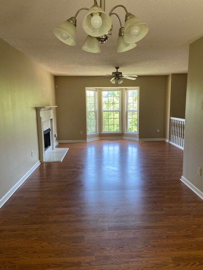 Building Photo - Coming Soon in Grayson Valley!