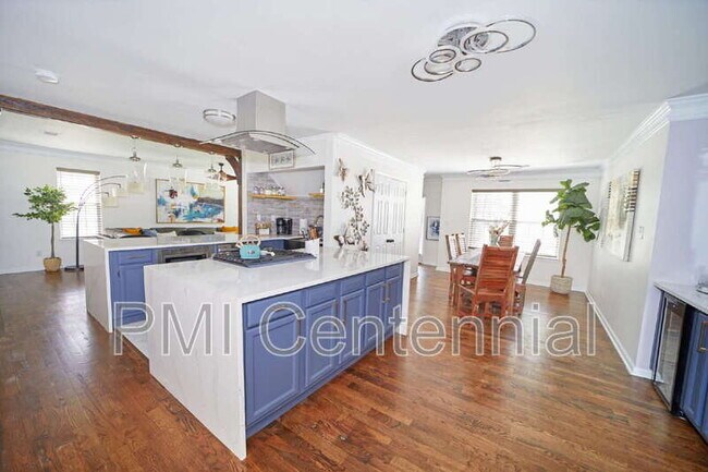 Building Photo - 220 Preston Oaks Dr