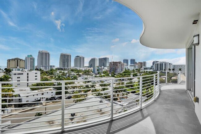 Building Photo - 612 Bayshore Dr