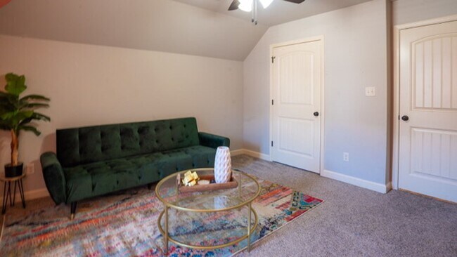 Building Photo - 3707 Sterling Oaks Dr